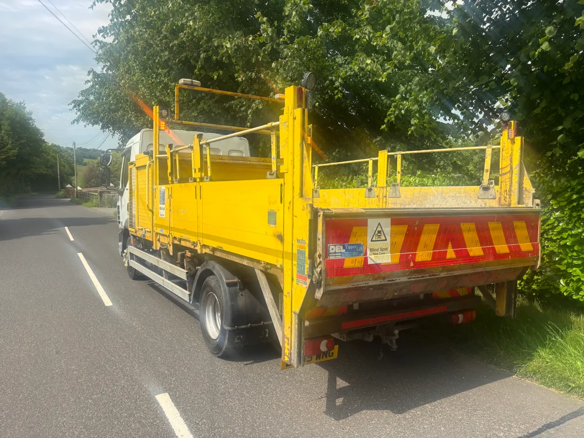 Daf lf 12 ton tipper - Image 4