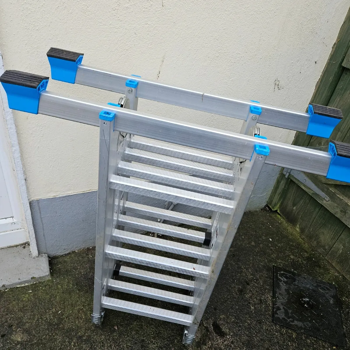 4-way multipurpose ladder - Image 1