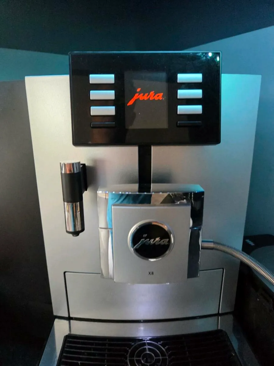 Jura X8 Automatic Bean 2 Cup Machine w milkfridge - Image 4
