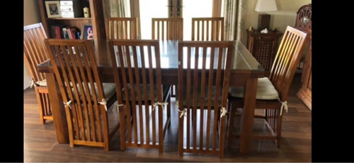 Solid Oak Dining Table - Image 2