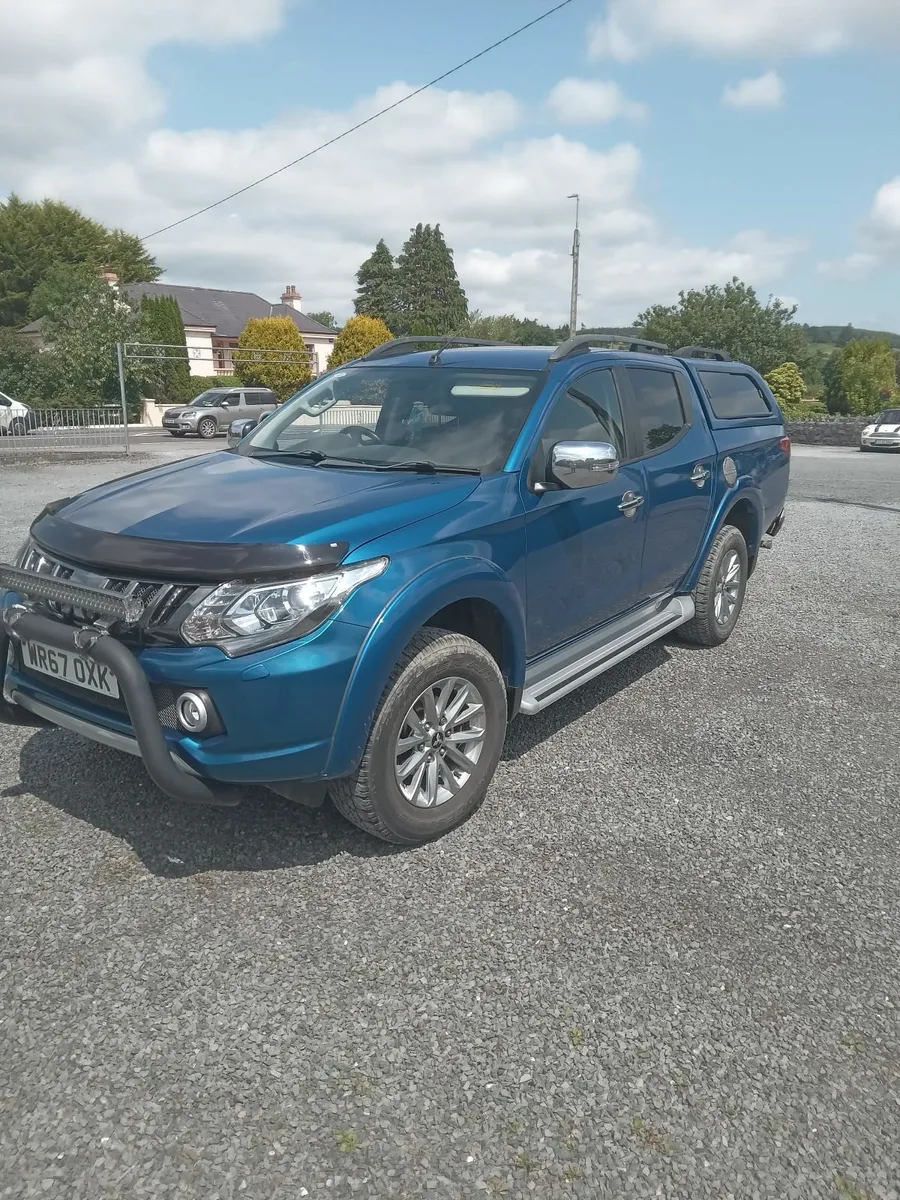 Mitsubishi L200 2017 - Image 2
