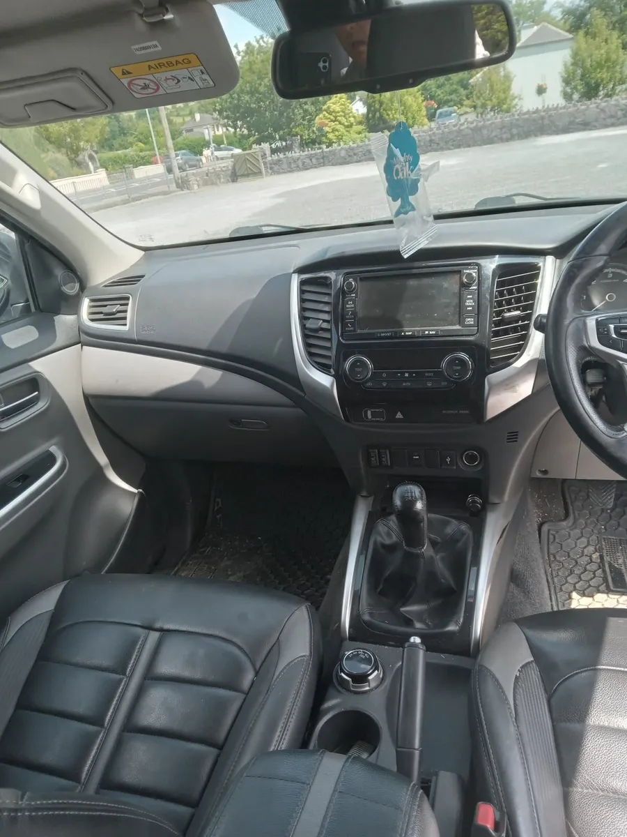 Mitsubishi L200 2017 - Image 4
