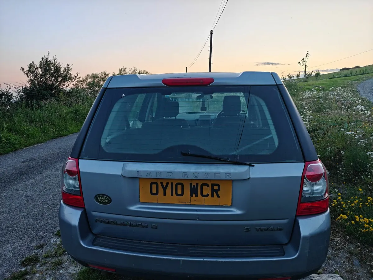 Land Rover Freelander 2010 (Engine seized) - Image 1