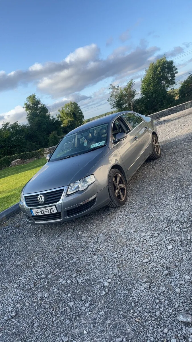 B6 Passat - Image 1