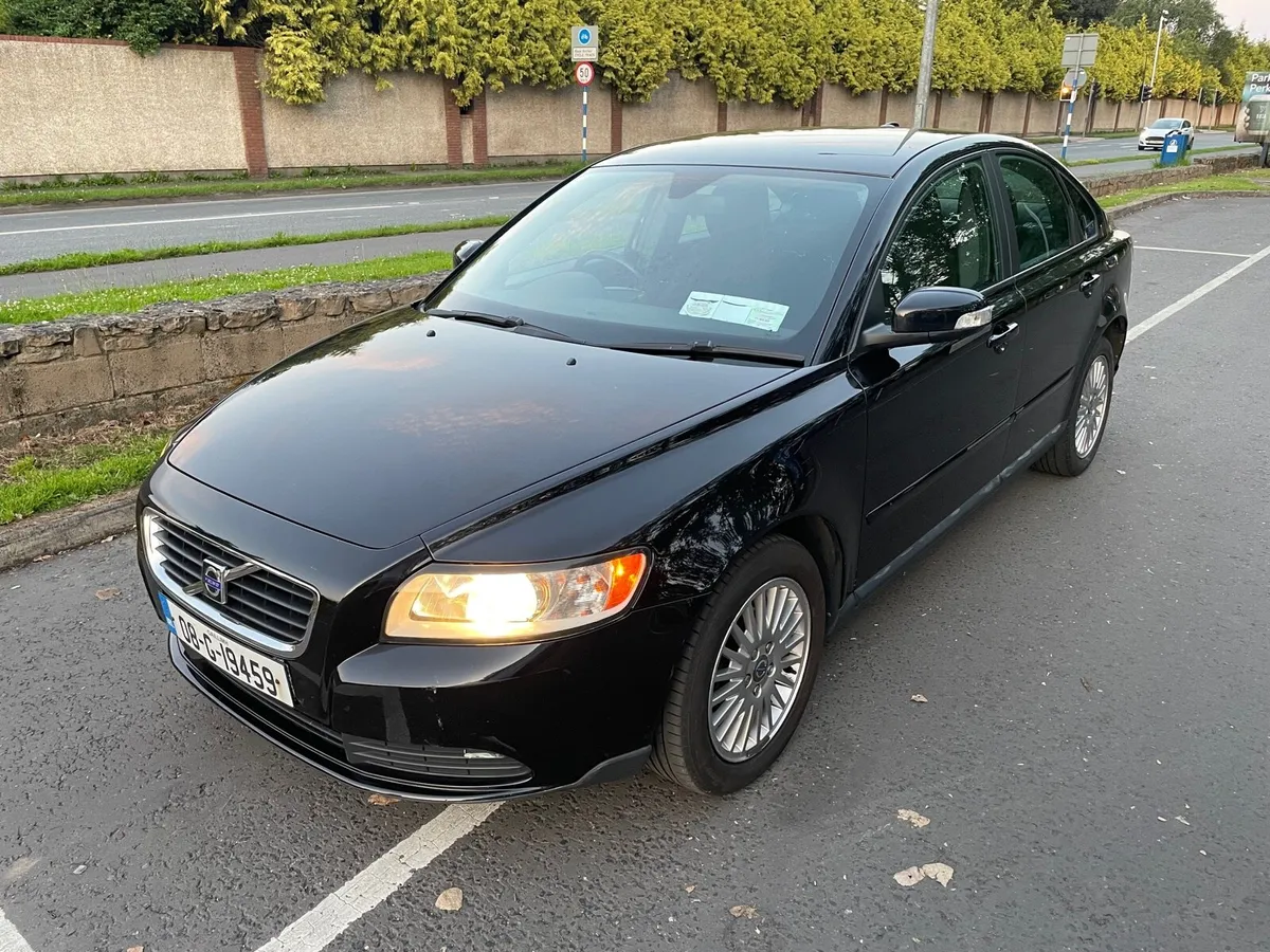 Volvo S40 - Image 2