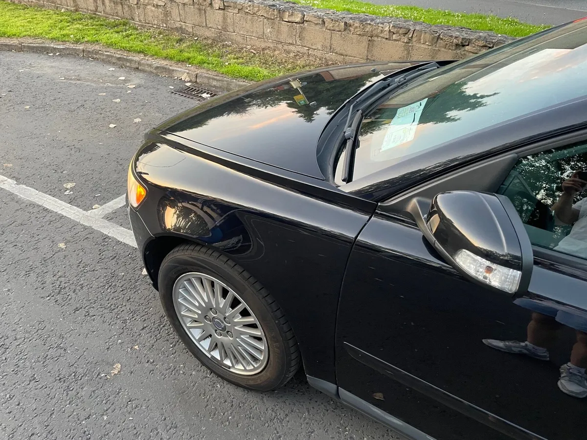 Volvo S40 - Image 4