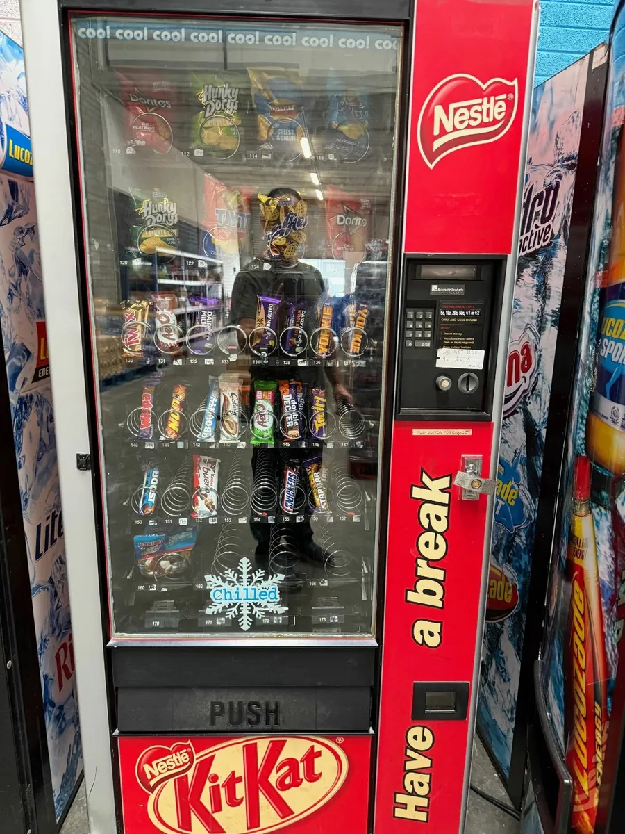 Vending Machine - Image 4