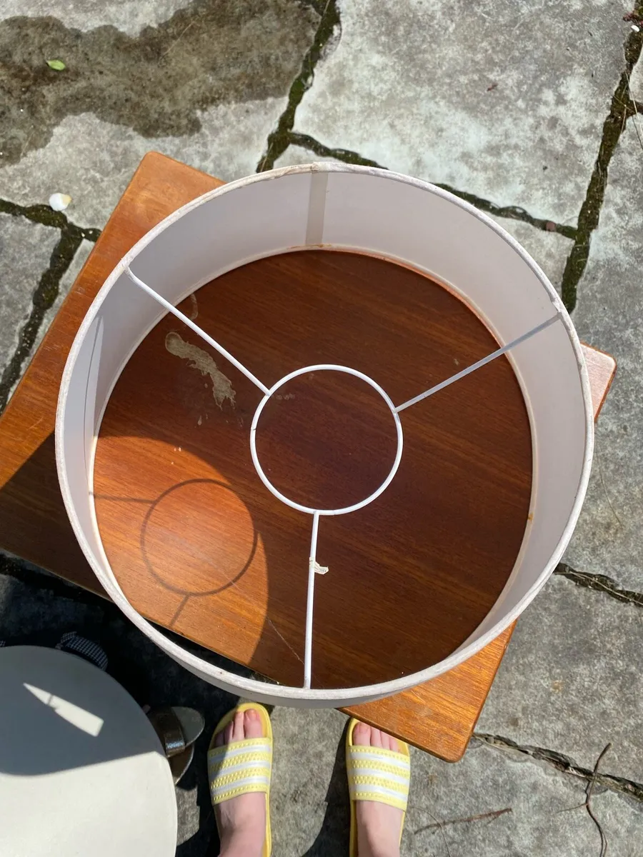 Lamp shades - free to collect - Image 2
