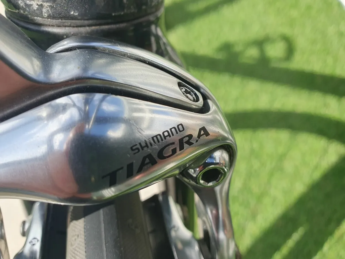 Giant SCR Road Bike - Image 1