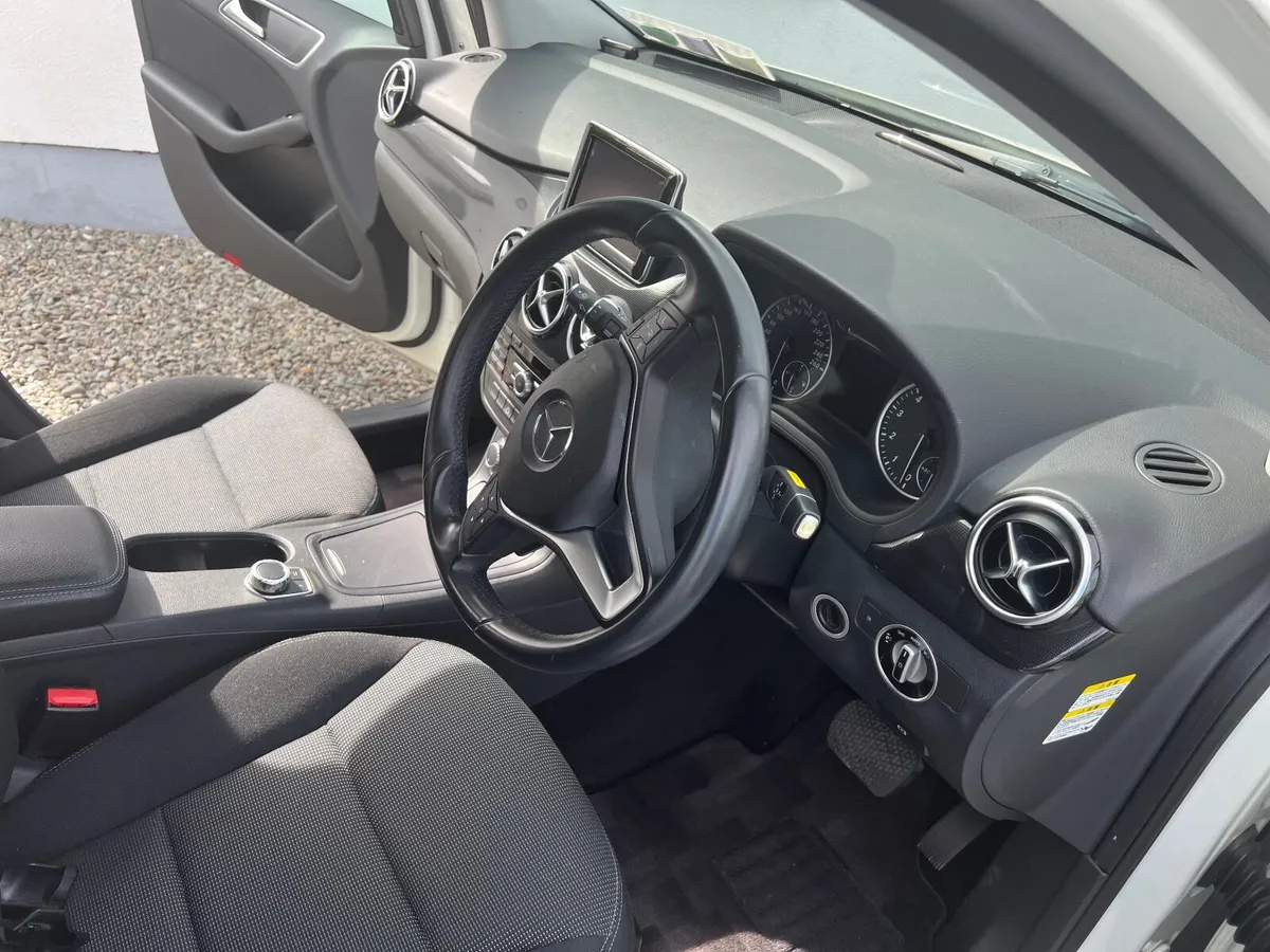 Mercedes-Benz B-Class 2012 - Image 4