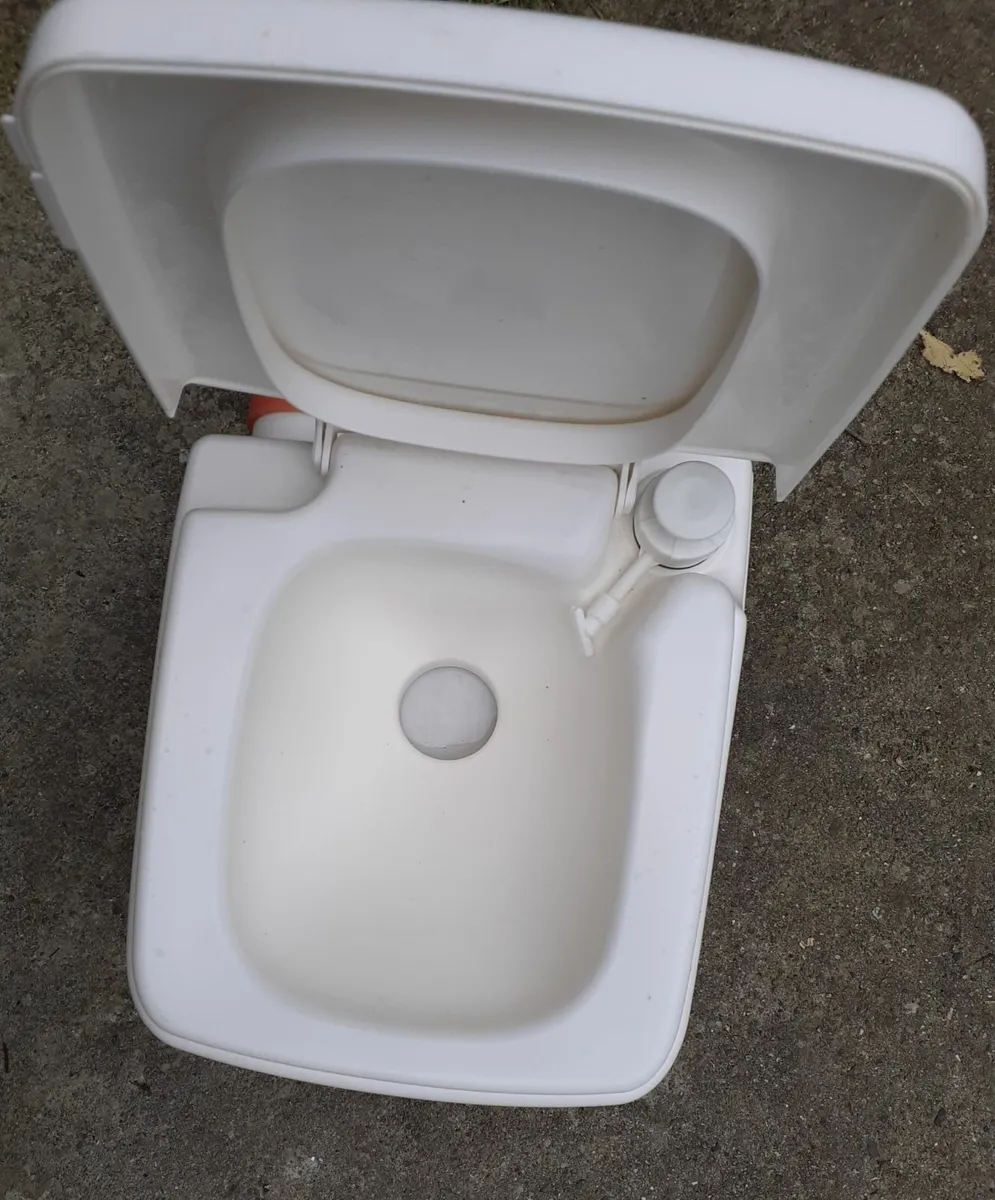 Camper chemical toilet - Image 2