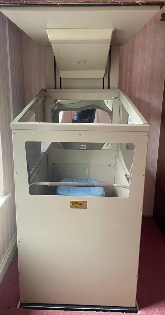 Pollock lift - Image 1