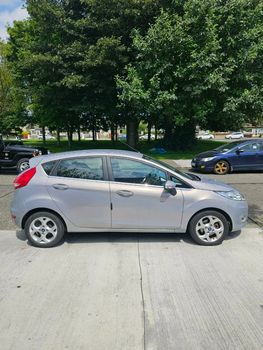 Ford Fiesta Titanium 14,900km - Image 2