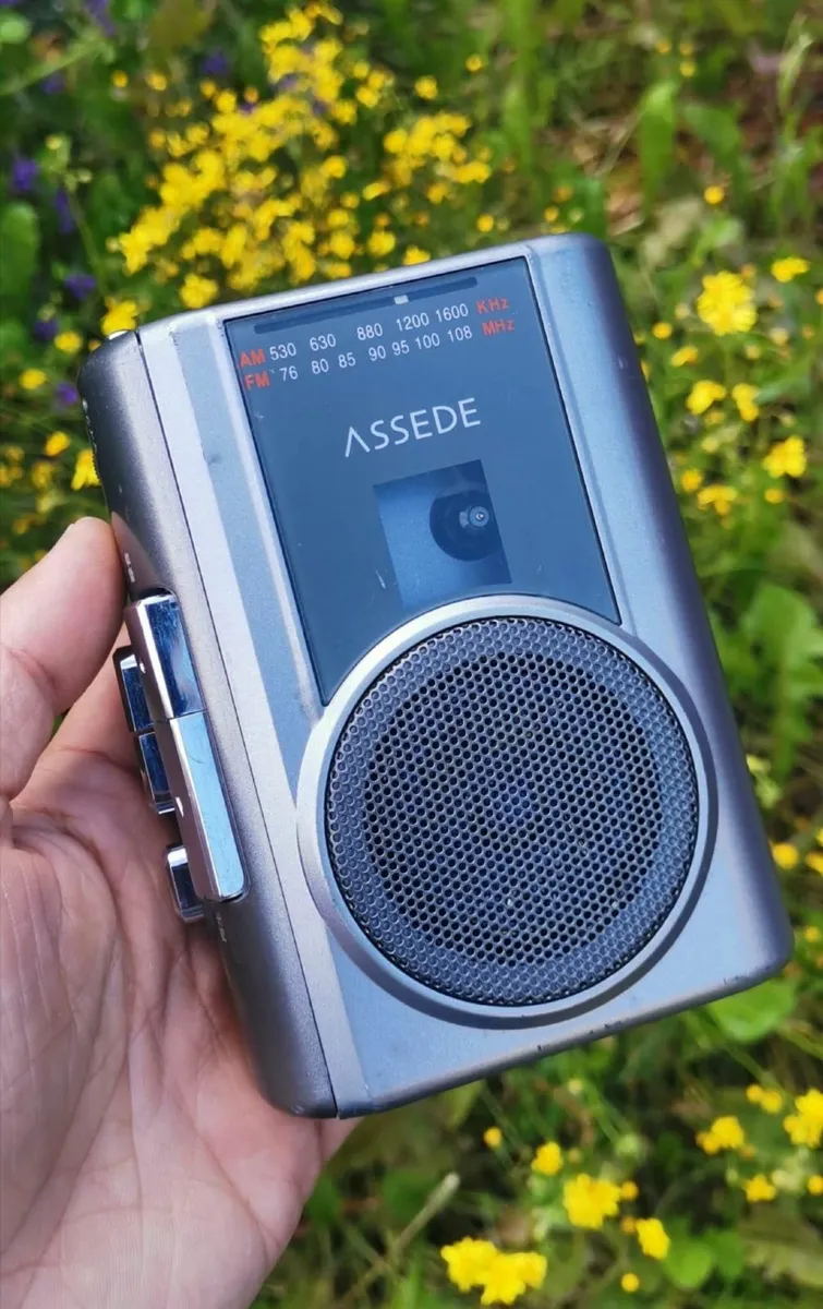 ASSEDE Cassette Player Walkman - Image 1