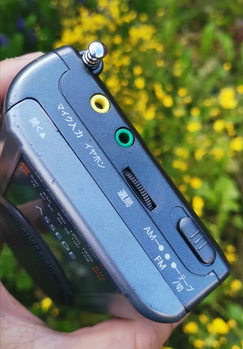 ASSEDE Cassette Player Walkman - Image 4