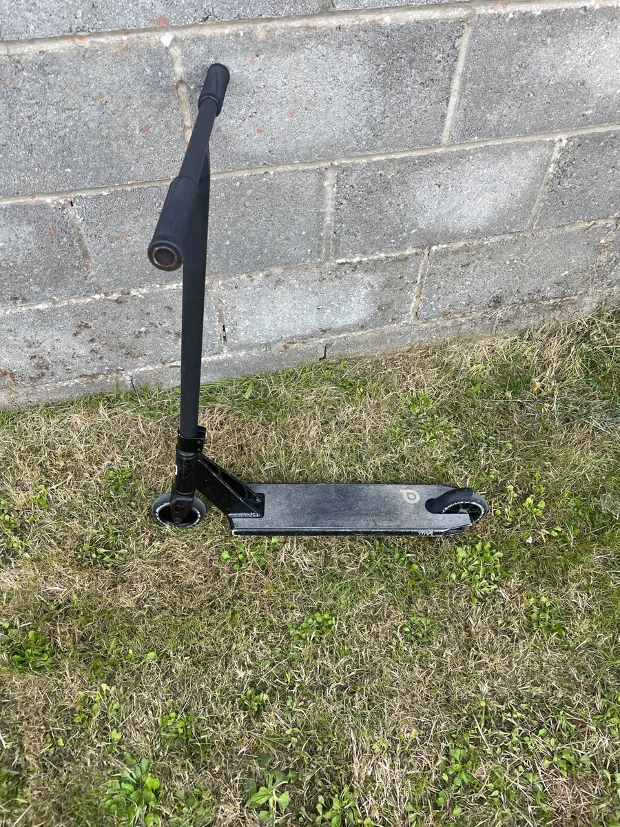 Scooter - Image 1