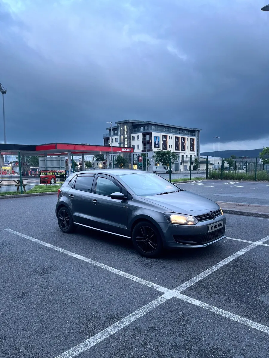 Volkswagen Polo 2010 - Image 1