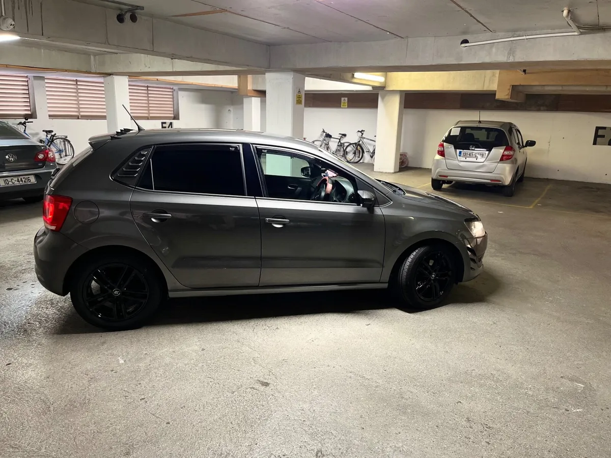 Volkswagen Polo 2010 - Image 4