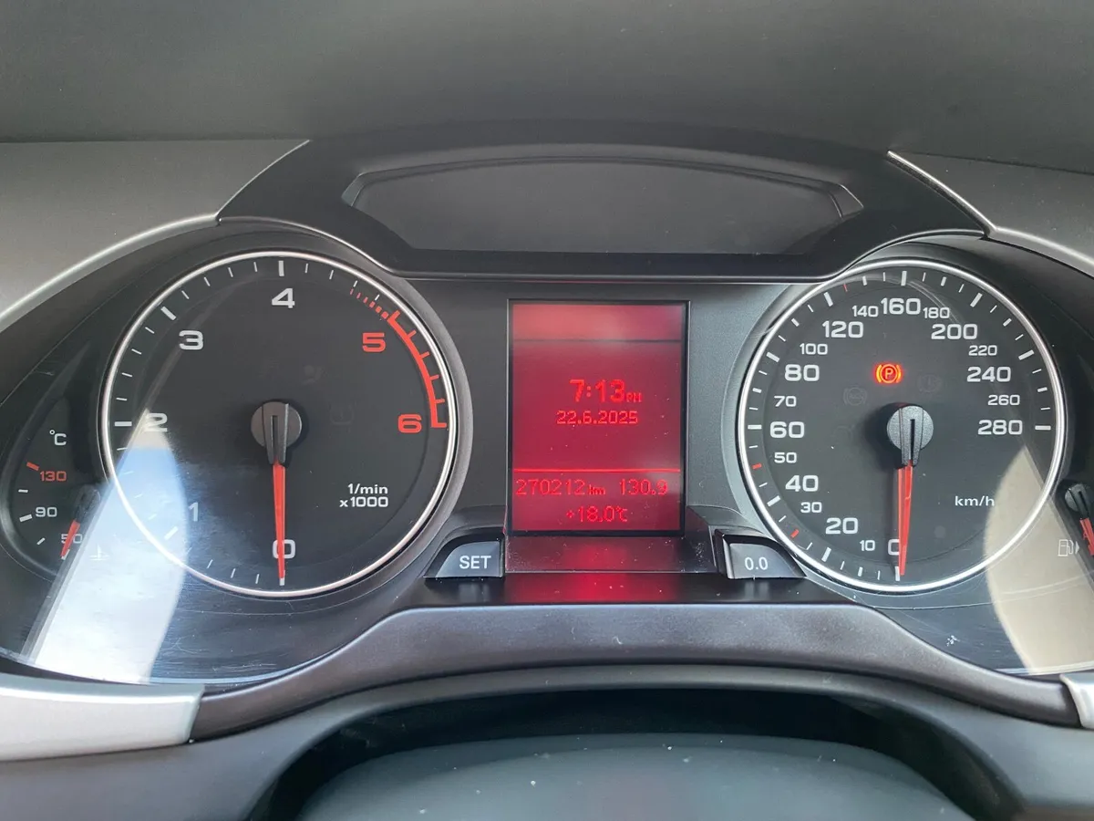 Audi A4 2012 - Image 4