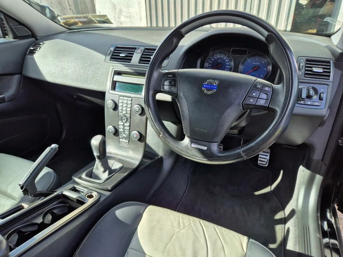 Volvo C30 - Image 4