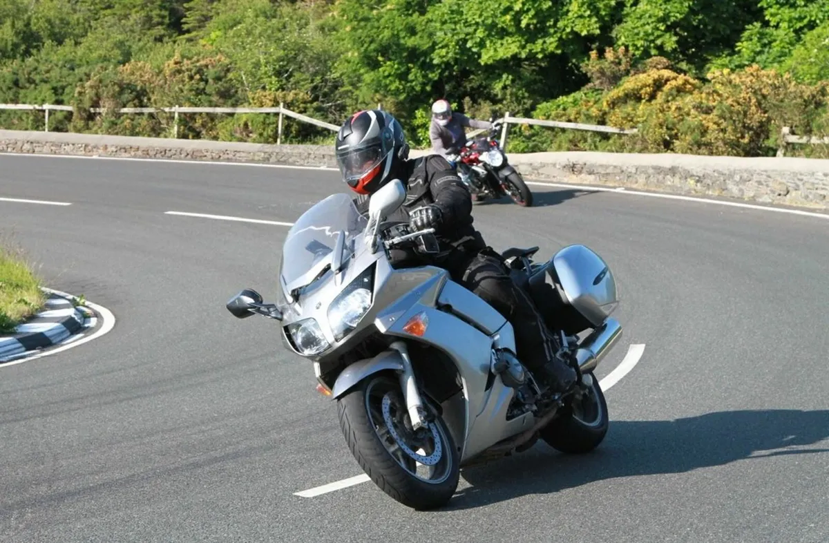 YAMAHA FJR1300. (2008) - Image 4
