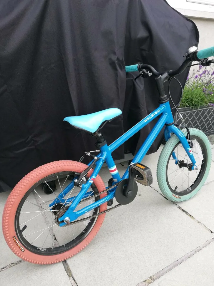Raleigh Pop Kids Bike - Image 2
