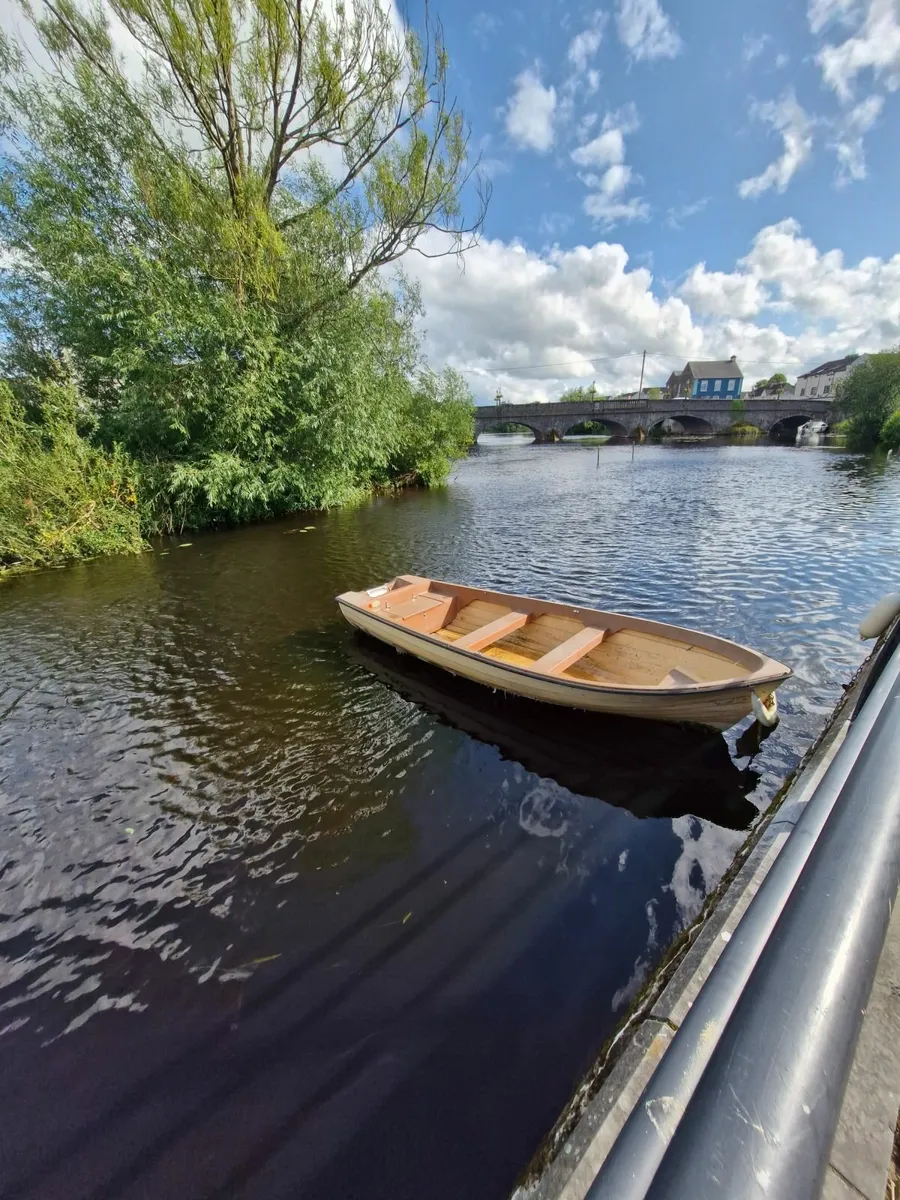 Fiberglass Boat 15'4. - Image 2