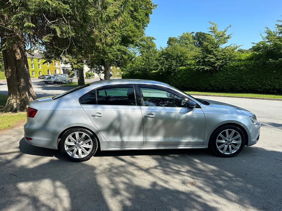 VOLKSWAGEN JETTA HIGHLINE 2.0 140BHP - Image 3