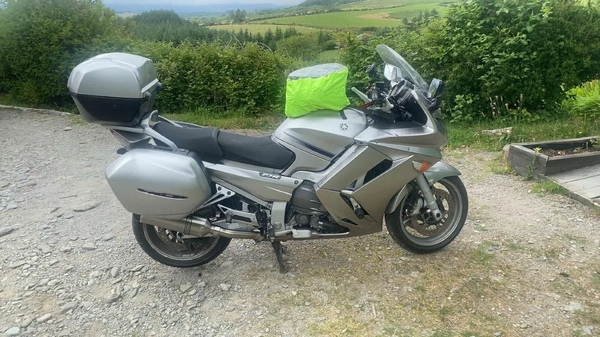 YAMAHA FJR1300. (2008) - Image 1