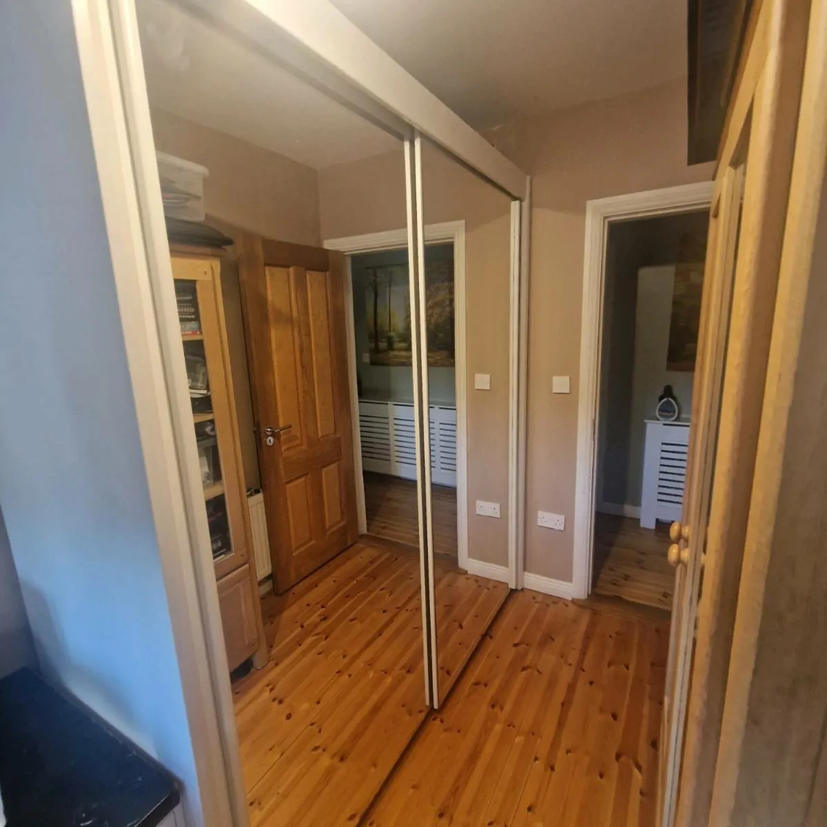 Wardrobe - Image 4