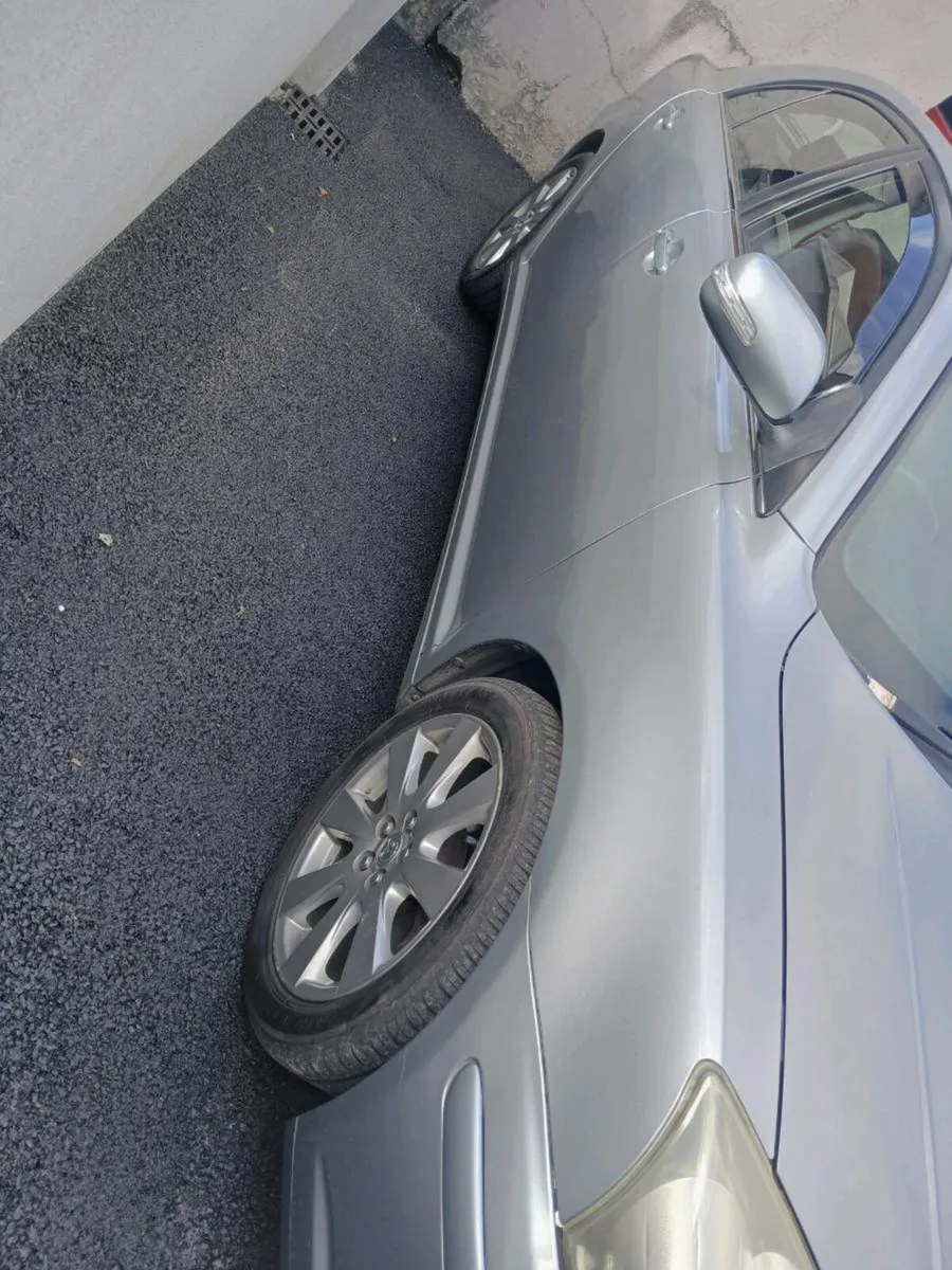 Avensis - Image 3