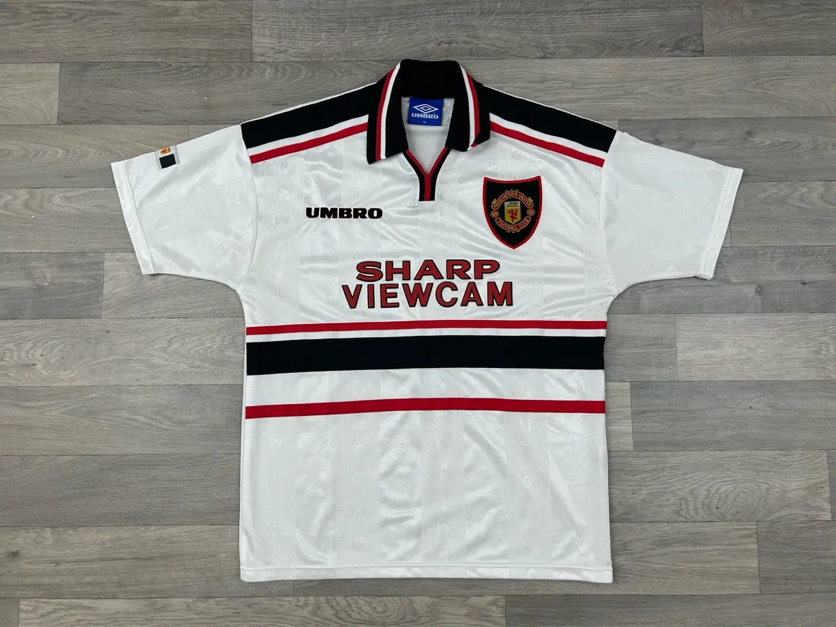 Vintage 1997 Manchester United Away Jersey Shirt - Image 1