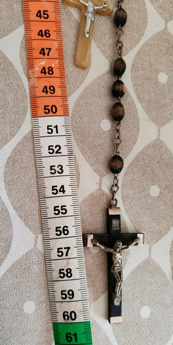 2 vintage Rosary beads - Image 4