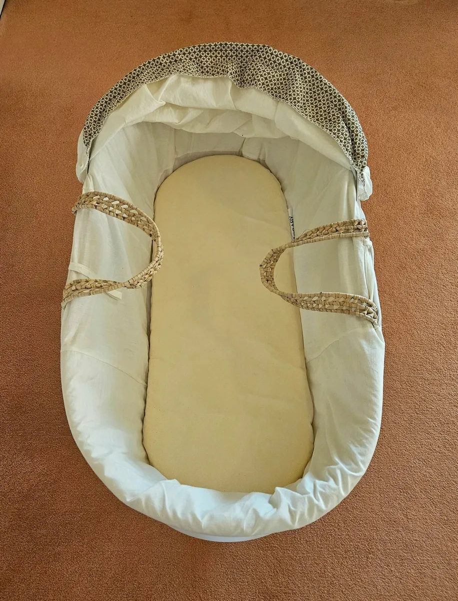 Baby Mosses bed - Image 3