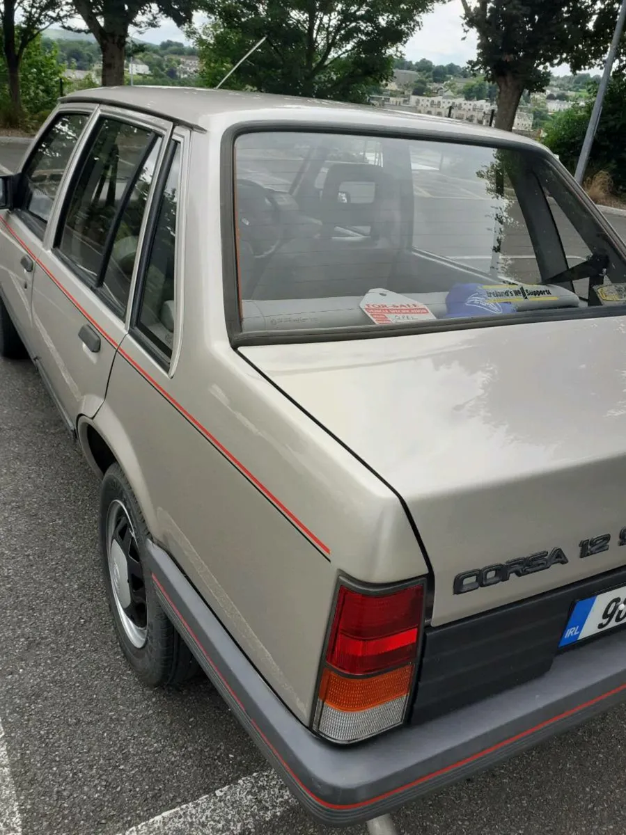 OPEL CORSA SALOON LX - Image 3