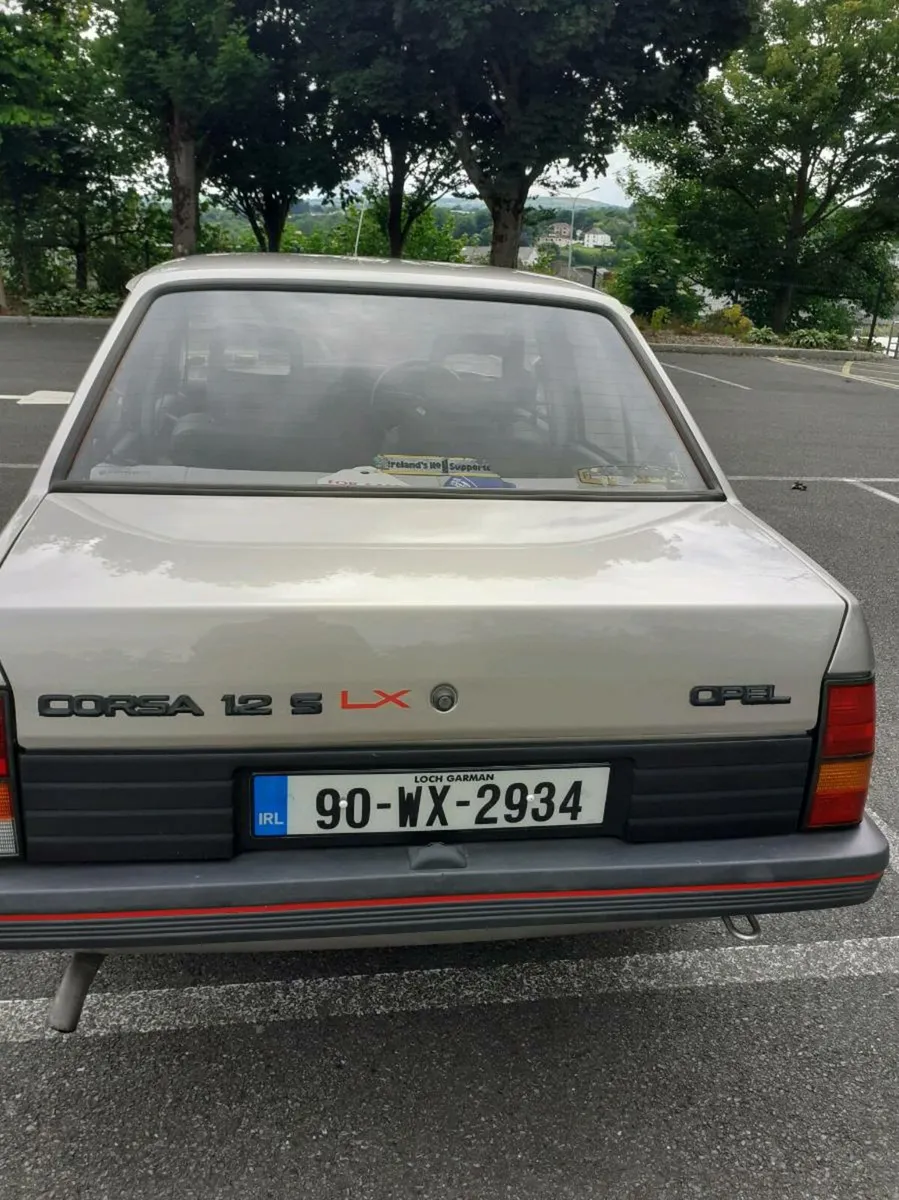 OPEL CORSA SALOON LX - Image 4