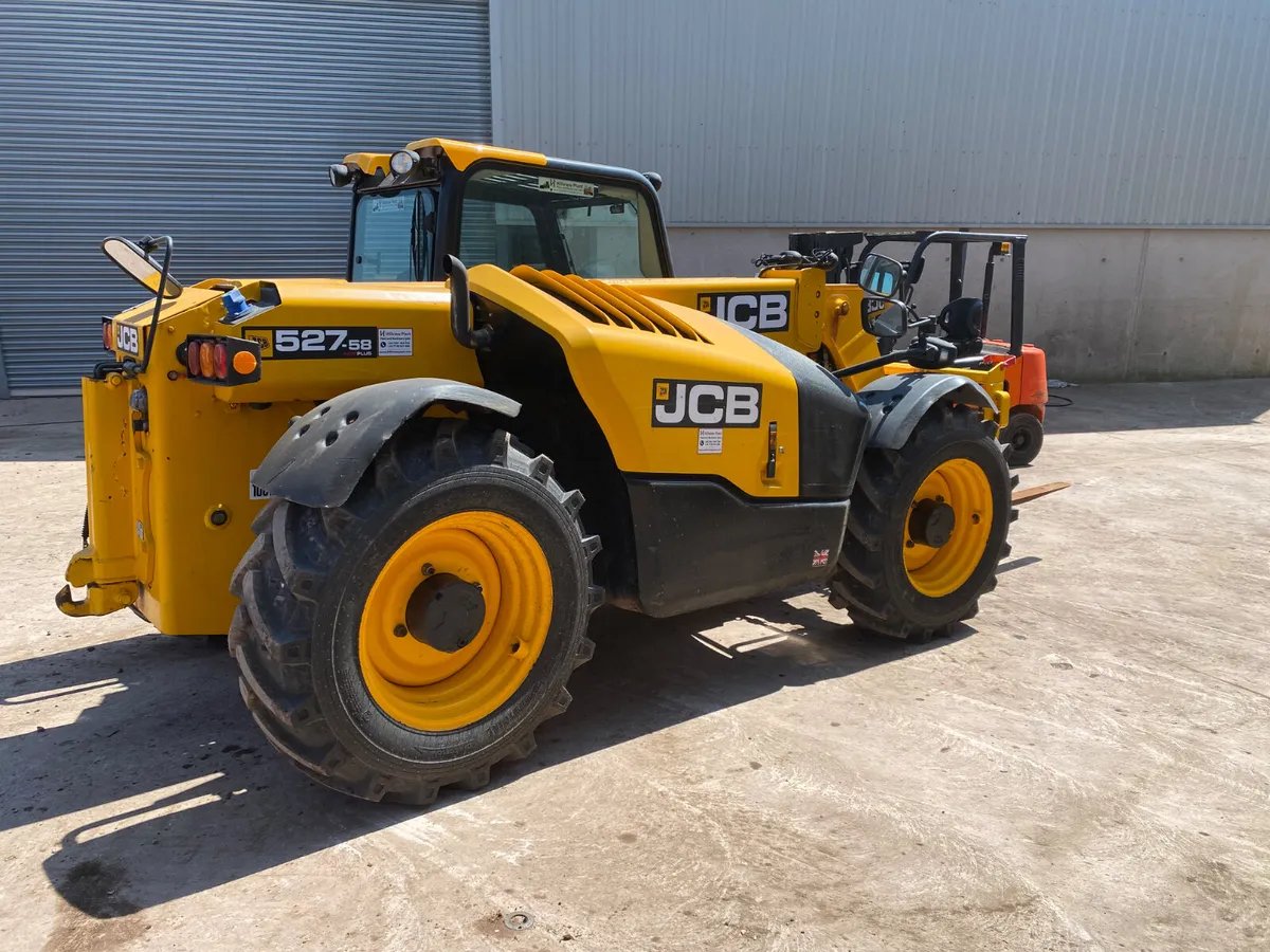 2018 JCB 527-58 AGRI - Image 2