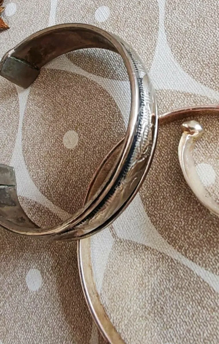 3 Vintage bangles - Image 3