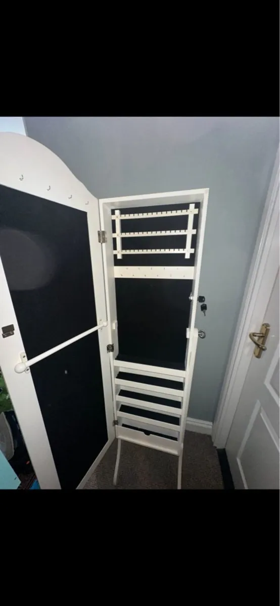 Jewellery Mirror Cabinet - Image 2