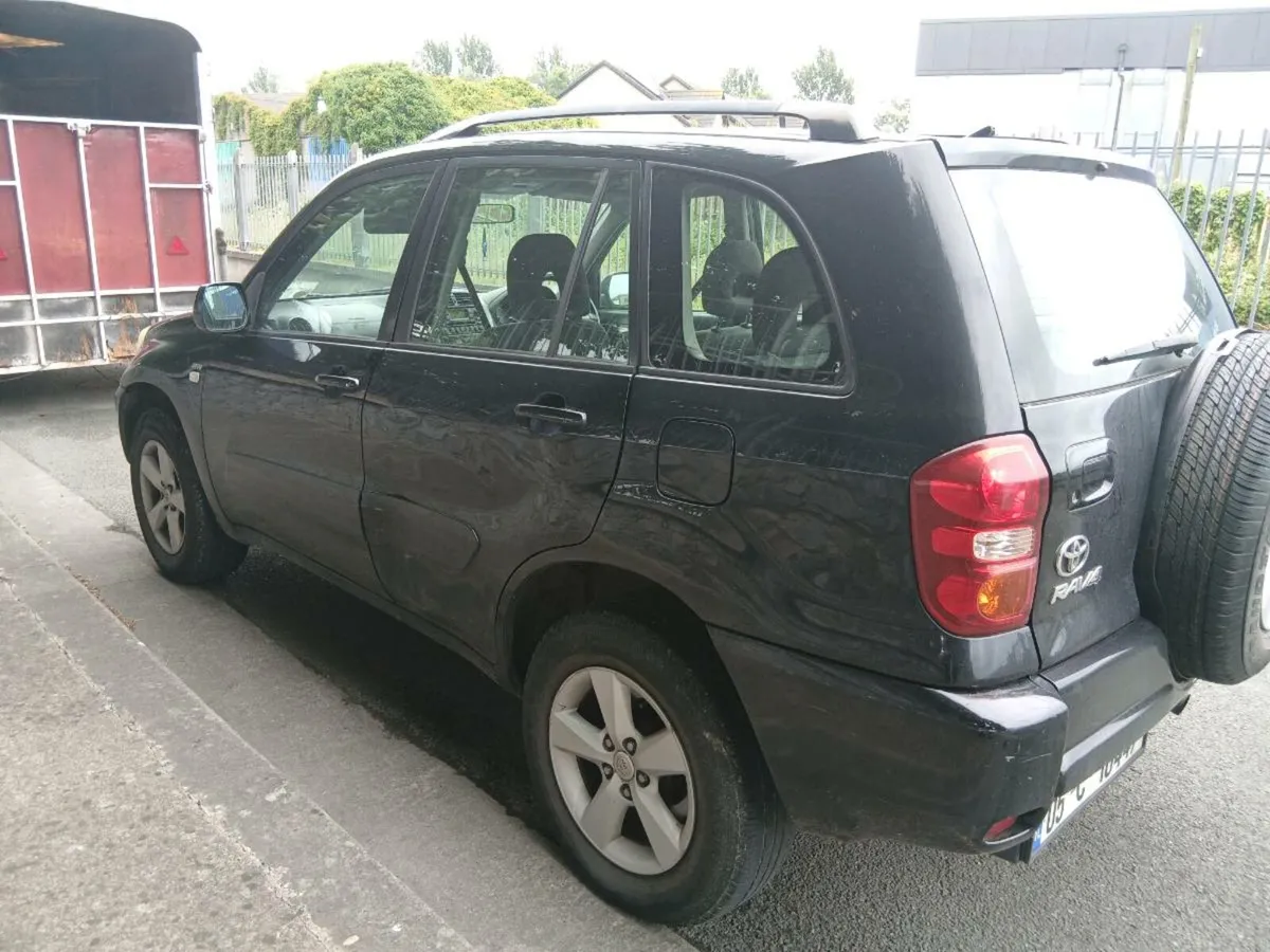 Toyota RAV 4 SUV petrol AIR CONDITIONING - Image 2