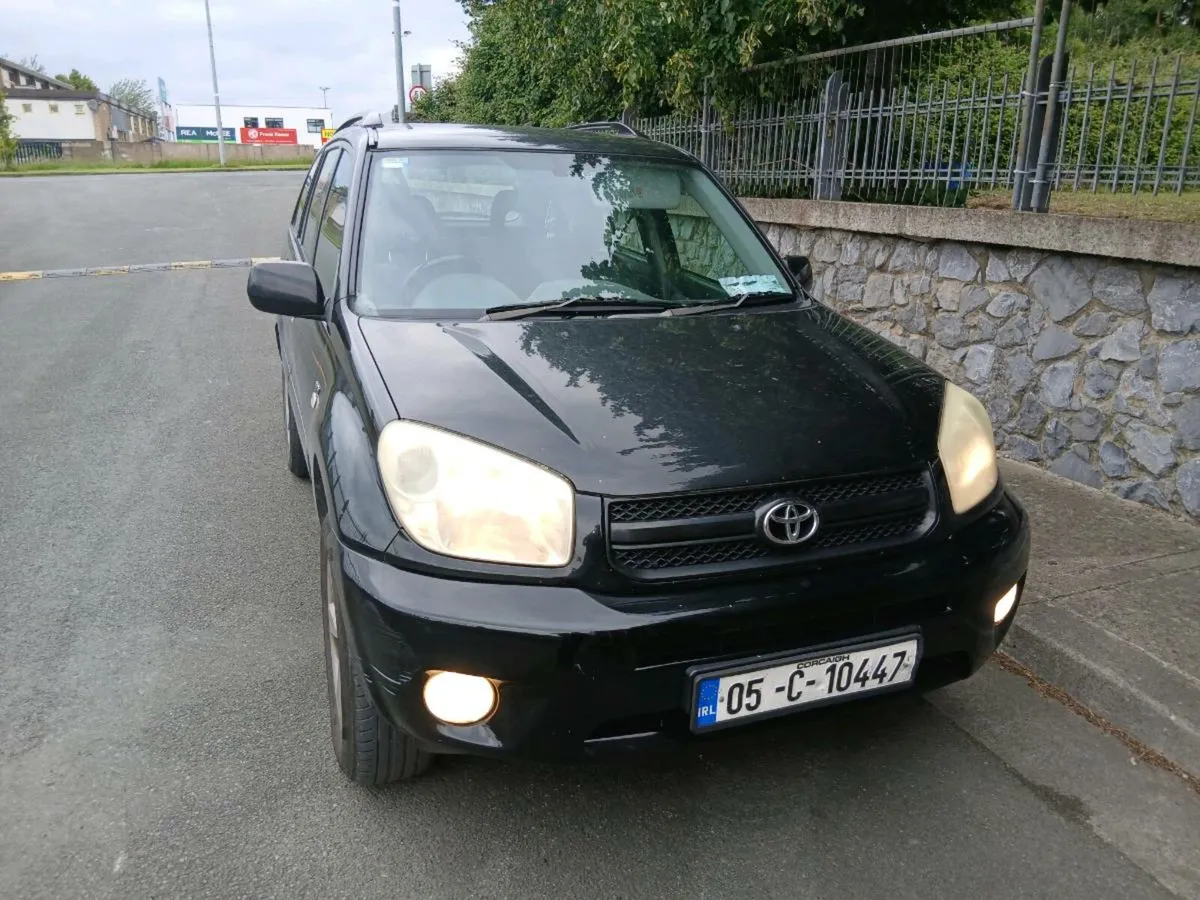 Toyota RAV 4 SUV petrol AIR CONDITIONING - Image 4