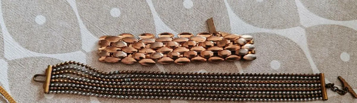 2 vintage bracelets - Image 2