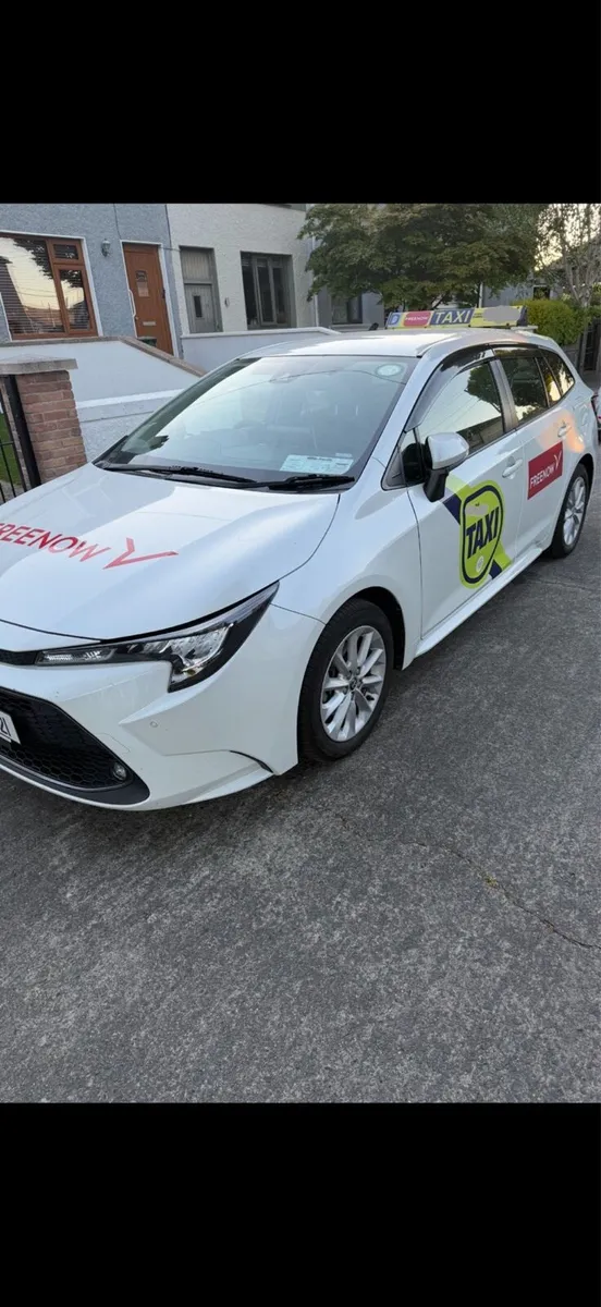 Taxi - Image 1