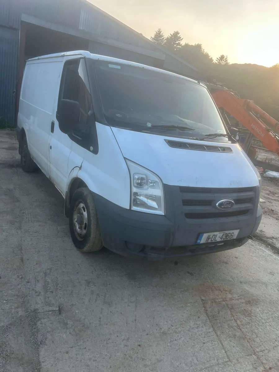 Transit van 2011 - Image 1