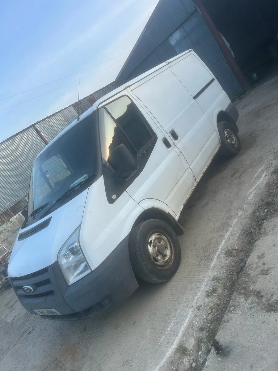 Transit van 2011 - Image 4