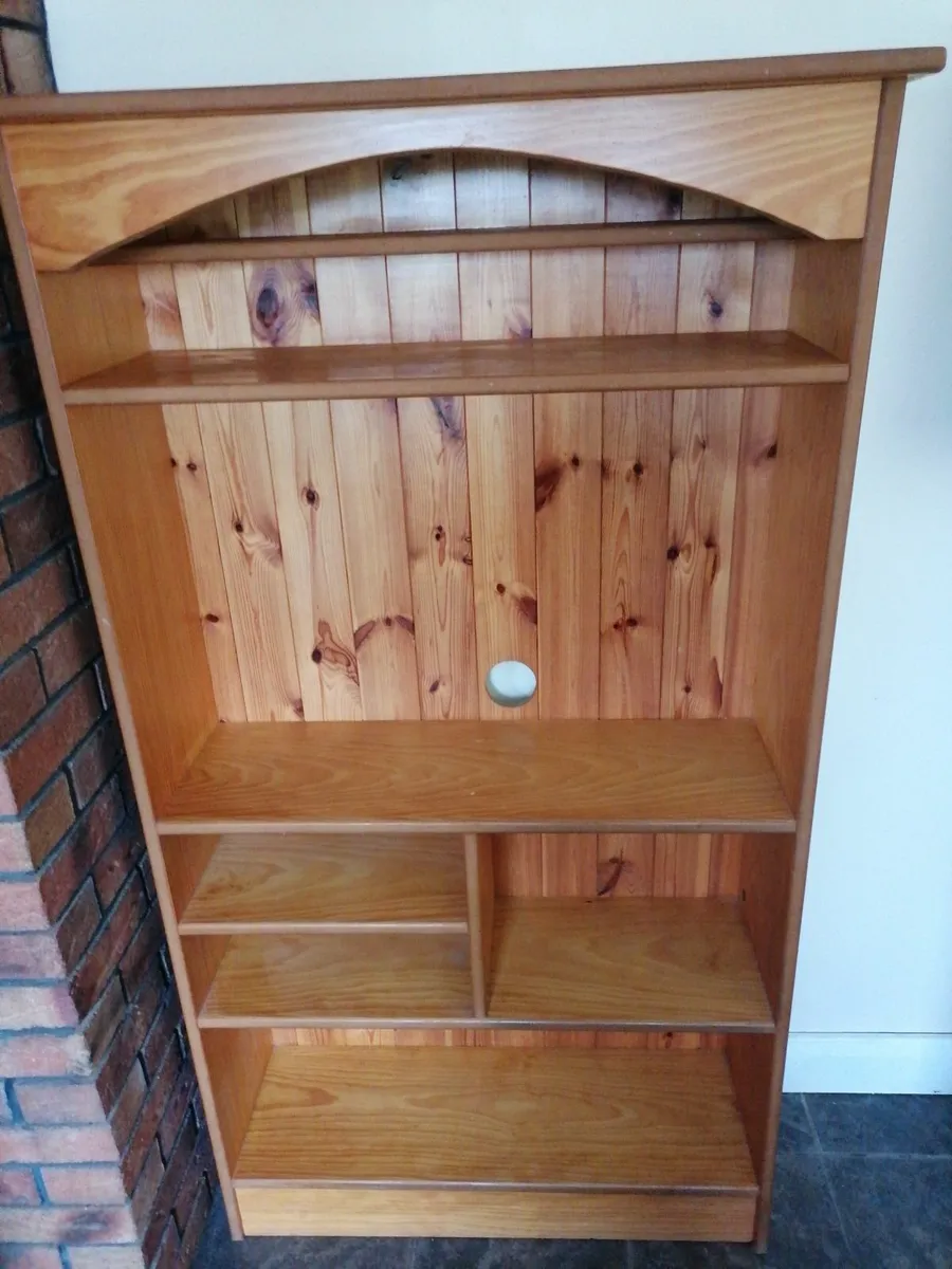 TV shelve unit - Image 1