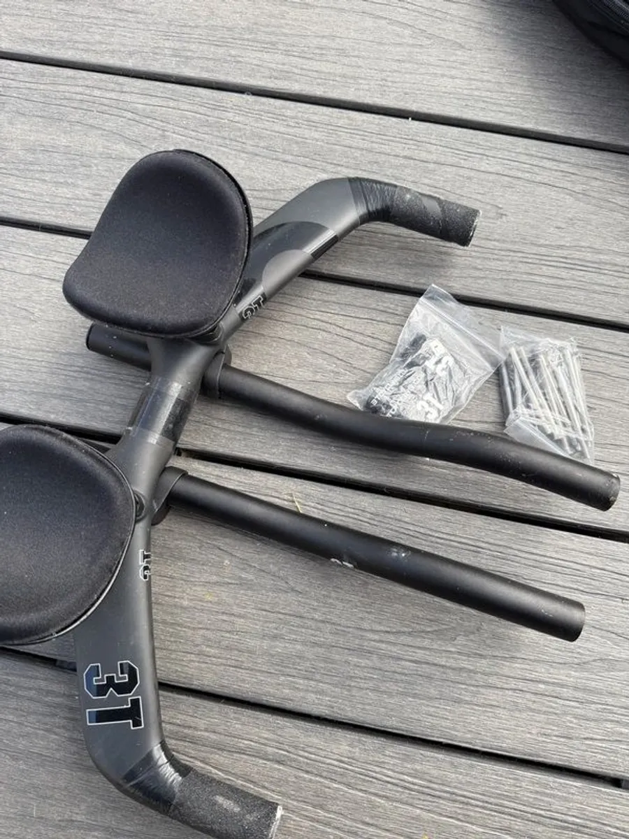 3T Carbon fibre aero handlebars for TT or triathlon setup - Image 4
