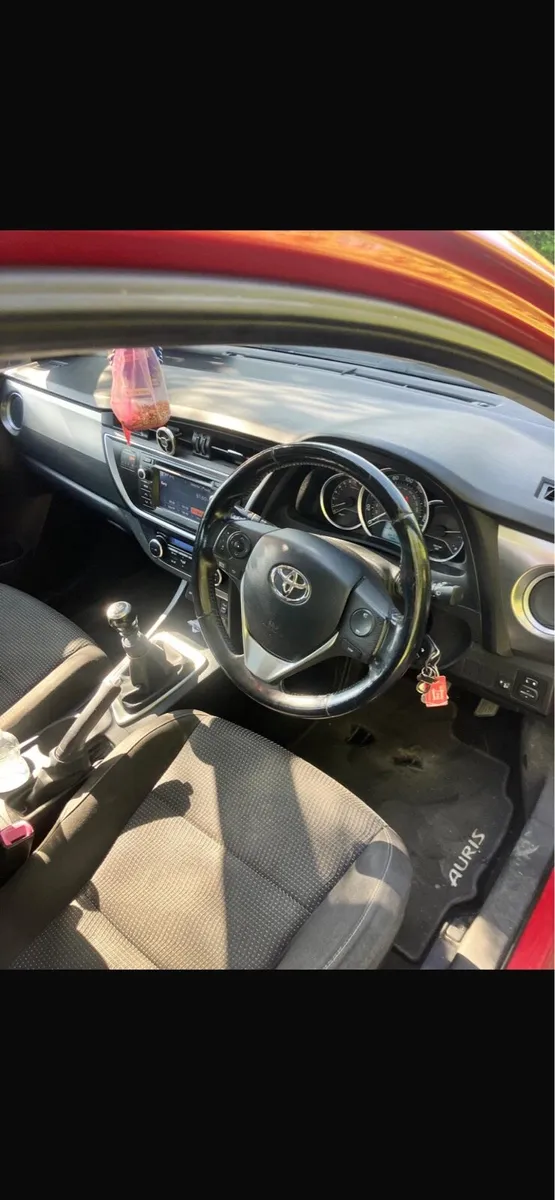 Toyota Auris - Image 4