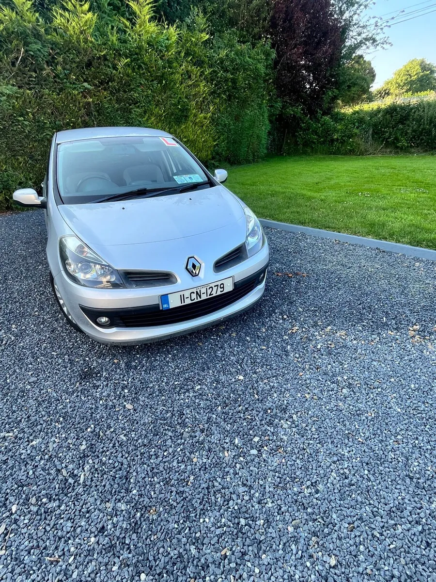 Renault  clio - Image 1