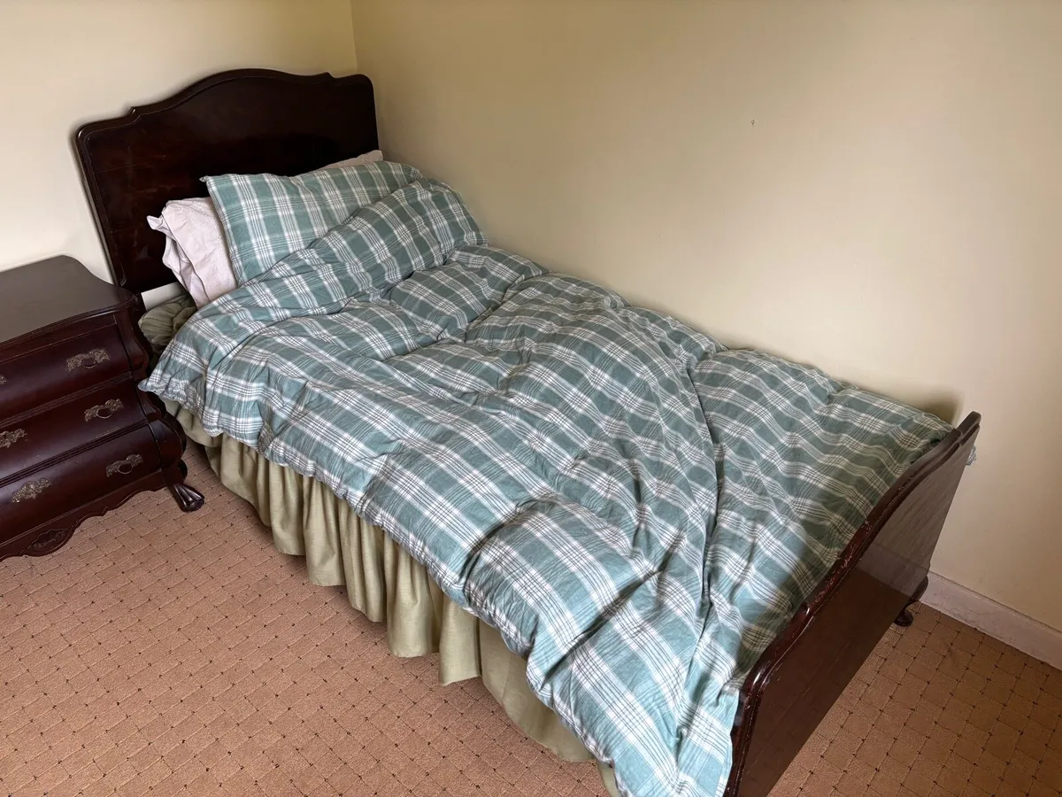Single Bed x 2 - Image 2